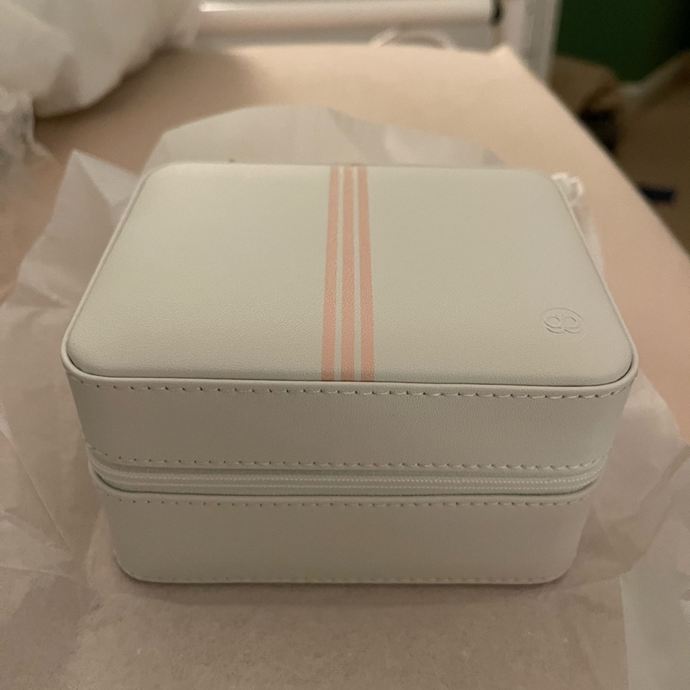 - Brand new jewelry box